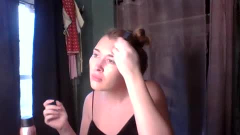 Little Bambii online show from 01/17/26, 01:27