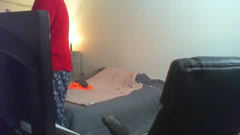 theman18951pa online show from 12/25/24, 06:19