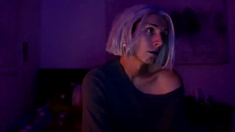 Lucy Lucy online show from 12/27/24, 02:58