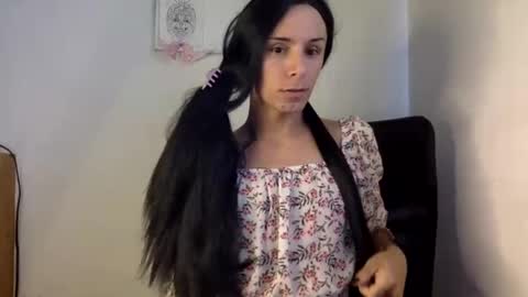 Lucy Lucy online show from 01/05/25, 05:09