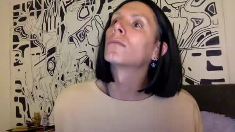 Lucy Lucy online show from 02/27/25, 02:32