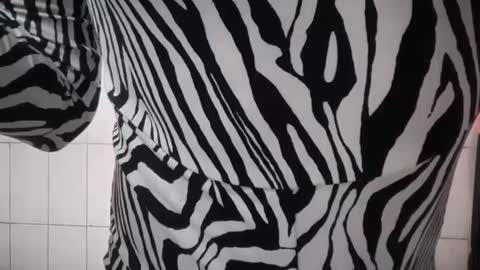 Lucy Lucy online show from 10/02/25, 03:30