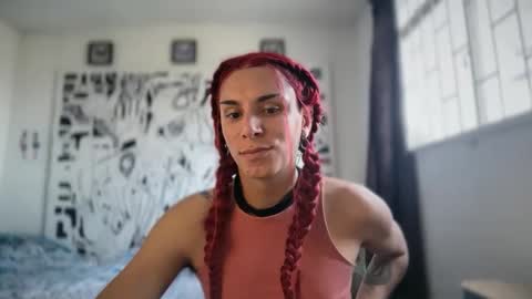 Lucy Lucy online show from 10/19/25, 06:08