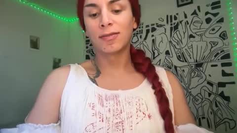 Lucy Lucy online show from 11/19/25, 05:35