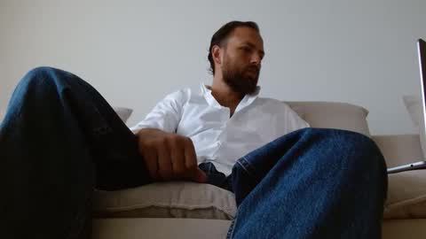 TheMonarchGoat online show from 11/18/25, 10:31