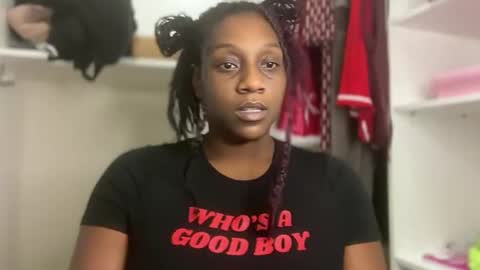 Snapshot of thenaturalgoddess chatting on 05/24/26, 04:56 TheNaturalGoddess online show from 05/24/26, 04:56