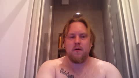 Snapshot of thenewdude1992 chatting on 05/02/26, 07:30 thenewdude1992 online show from 05/02/26, 07:30
