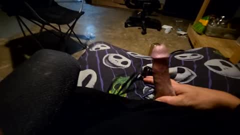 thenewone22901 online show from 10/12/25, 04:00