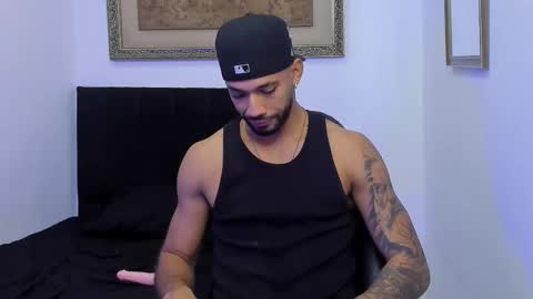 Theo Sky online show from 10/11/25, 09:02