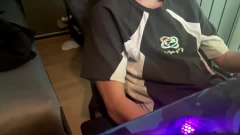 theothede19cm online show from 11/03/25, 09:10