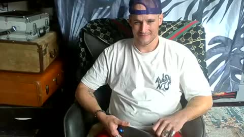 MISTERPOWERS online show from 02/19/25, 08:41