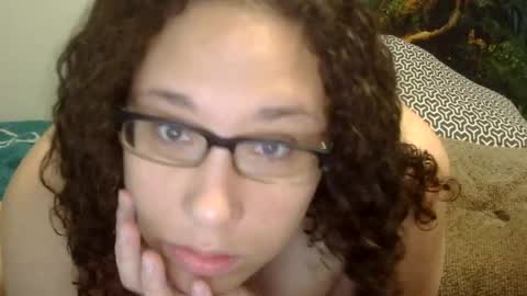 Snapshot of theplayfulbbw chatting on 06/17/26, 08:21 Amelia online show from 06/17/26, 08:21