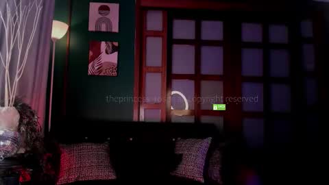 Snapshot of theprincess_rosee chatting on 10/01/25, 05:30 Rosie  online show from 10/01/25, 05:30