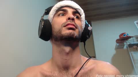 Santiago Enrique online show from 12/30/24, 06:42