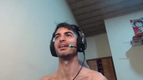 Santiago Enrique online show from 02/26/25, 05:31