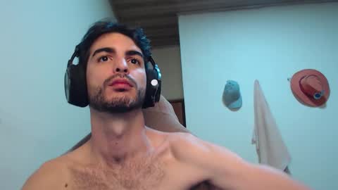 Santiago Enrique online show from 11/20/25, 05:51