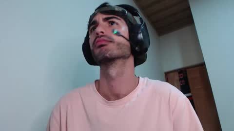 Santiago Enrique online show from 01/11/26, 05:23