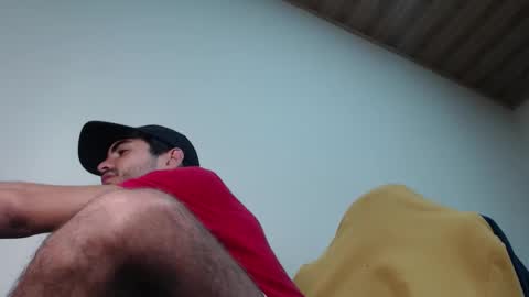 Snapshot of therazhanen chatting on 03/01/26, 05:53 Santiago Enrique online show from 03/01/26, 05:53