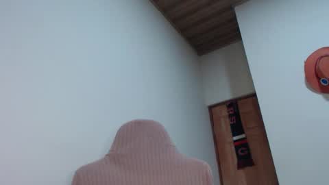 Santiago Enrique online show from 03/18/26, 04:37