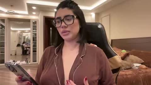 therealcamilabaddie online show from 10/01/25, 04:40