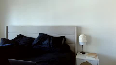 Yoshi online show from 03/28/26, 08:52