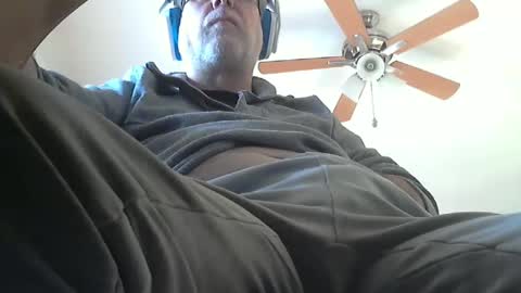 Snapshot of thereisnospoon1970 chatting on 01/03/25, 09:26 Neo online show from 01/03/25, 09:26