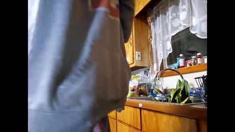 therizzler_1_of_1 online show from 12/16/24, 03:51