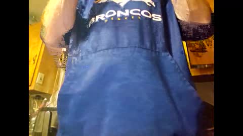 therizzler_1_of_1 online show from 09/15/25, 04:01