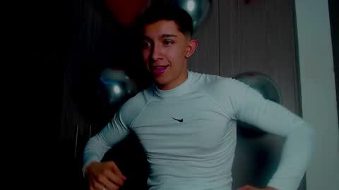 thesaint_xxx online show from 10/03/25, 02:08