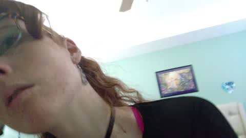 Snapshot of thesexualdragon chatting on 02/05/25, 04:47 TheSexualDragon online show from 02/05/25, 04:47