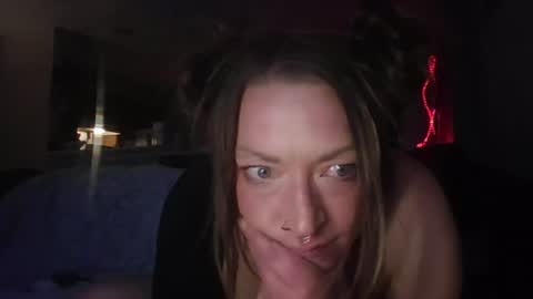 Snapshot of thesiennavaleofficial chatting on 06/27/26, 07:35 thesiennavaleofficial online show from 06/27/26, 07:35