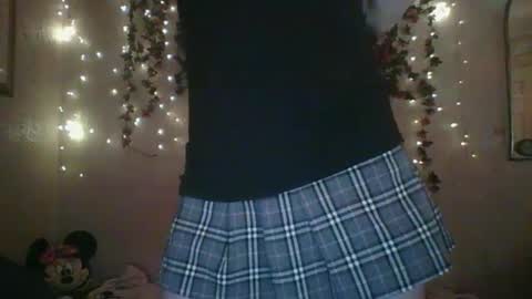 sillymillie0 online show from 12/20/24, 03:36