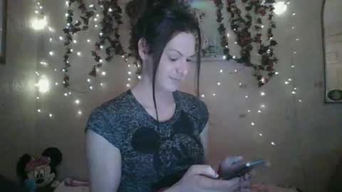 sillymillie0 online show from 02/18/25, 03:53