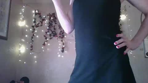 sillymillie0 online show from 02/20/25, 08:14