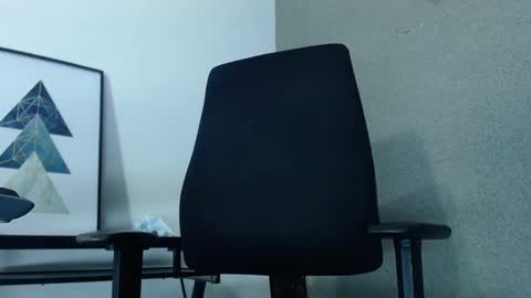 Snapshot of theskinny8inch_ chatting on 03/04/25, 06:15 theskinny8inch_ online show from 03/04/25, 06:15