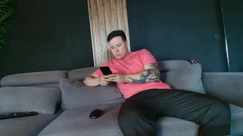 thestraightroom online show from 04/21/26, 07:39