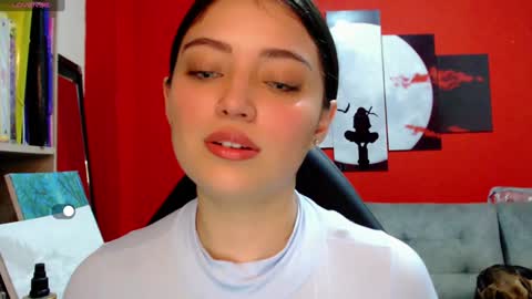 Snapshot of thesweethari chatting on 01/30/25, 06:56 I dont do real meetings My bio online show from 01/30/25, 06:56