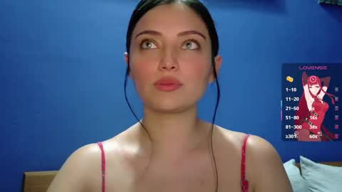 Snapshot of thesweethari chatting on 05/09/26, 11:54 I dont do real meetings My bio online show from 05/09/26, 11:54