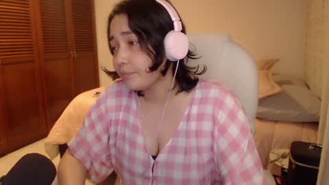 Mai online show from 05/19/26, 04:52