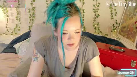 Tiny Blue online show from 03/03/26, 05:41