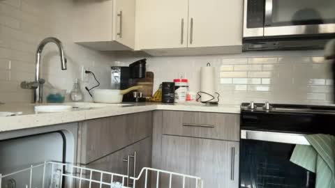 Sapphire the Vixen online show from 03/30/26, 06:42