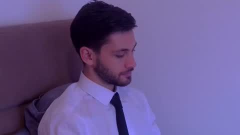 Snapshot of thewaiter2025 chatting on 11/29/25, 10:07 The Waiter online show from 11/29/25, 10:07