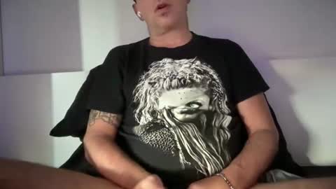 thewho81 online show from 06/12/26, 06:51