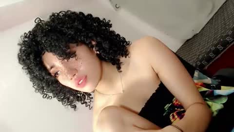 stella online show from 03/03/25, 10:17