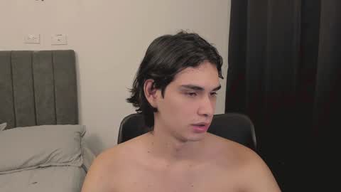 thiaan__ online show from 12/31/24, 01:08