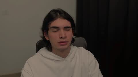 thiaan__ online show from 01/25/25, 02:26