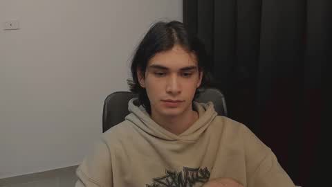 thiaan__ online show from 02/21/25, 02:50