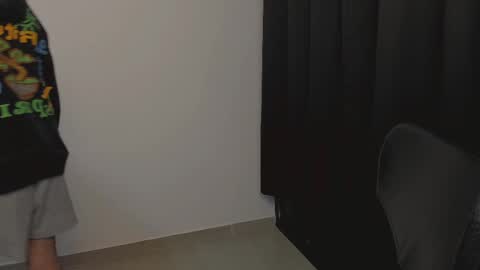 thiaan__ online show from 02/22/25, 03:23