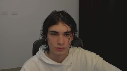 thiaan__ online show from 03/05/25, 02:25