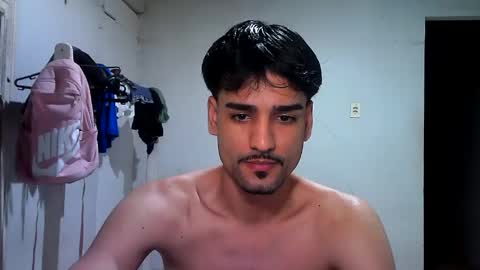 Snapshot of thiago22bk chatting on 04/29/26, 02:04 thiago22bk online show from 04/29/26, 02:04